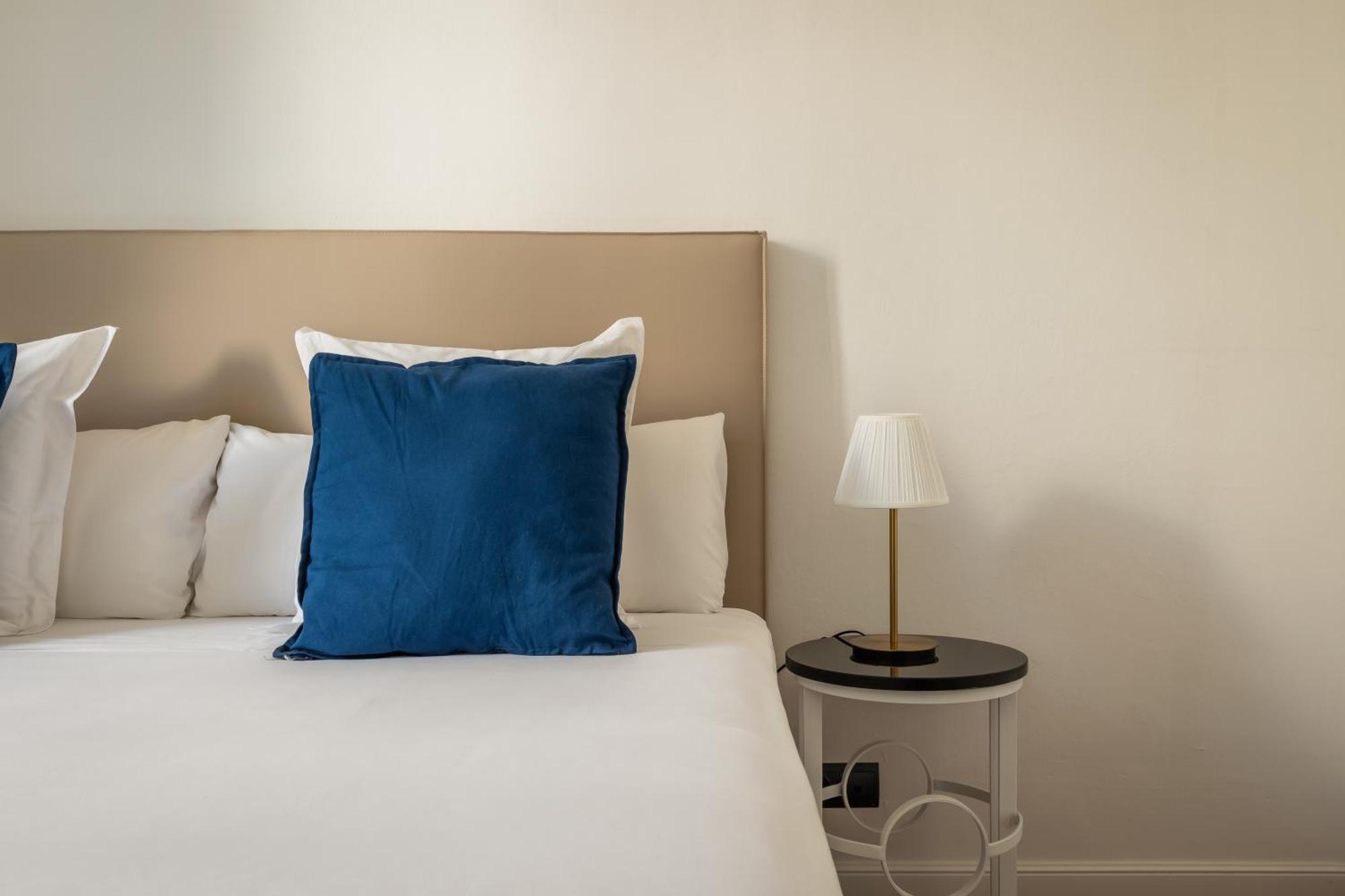 Hotel Medium Romantic Сіджас Номер фото