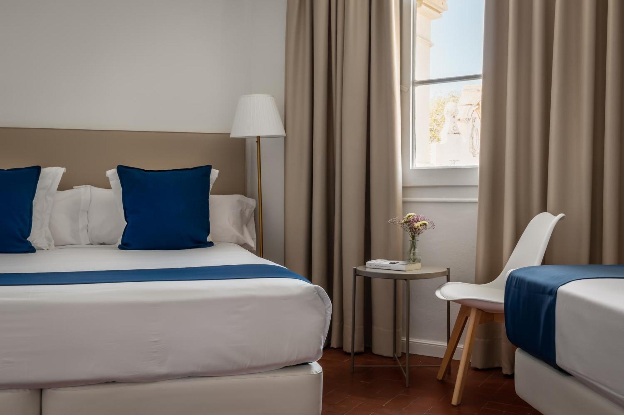 Hotel Medium Romantic Сіджас Номер фото
