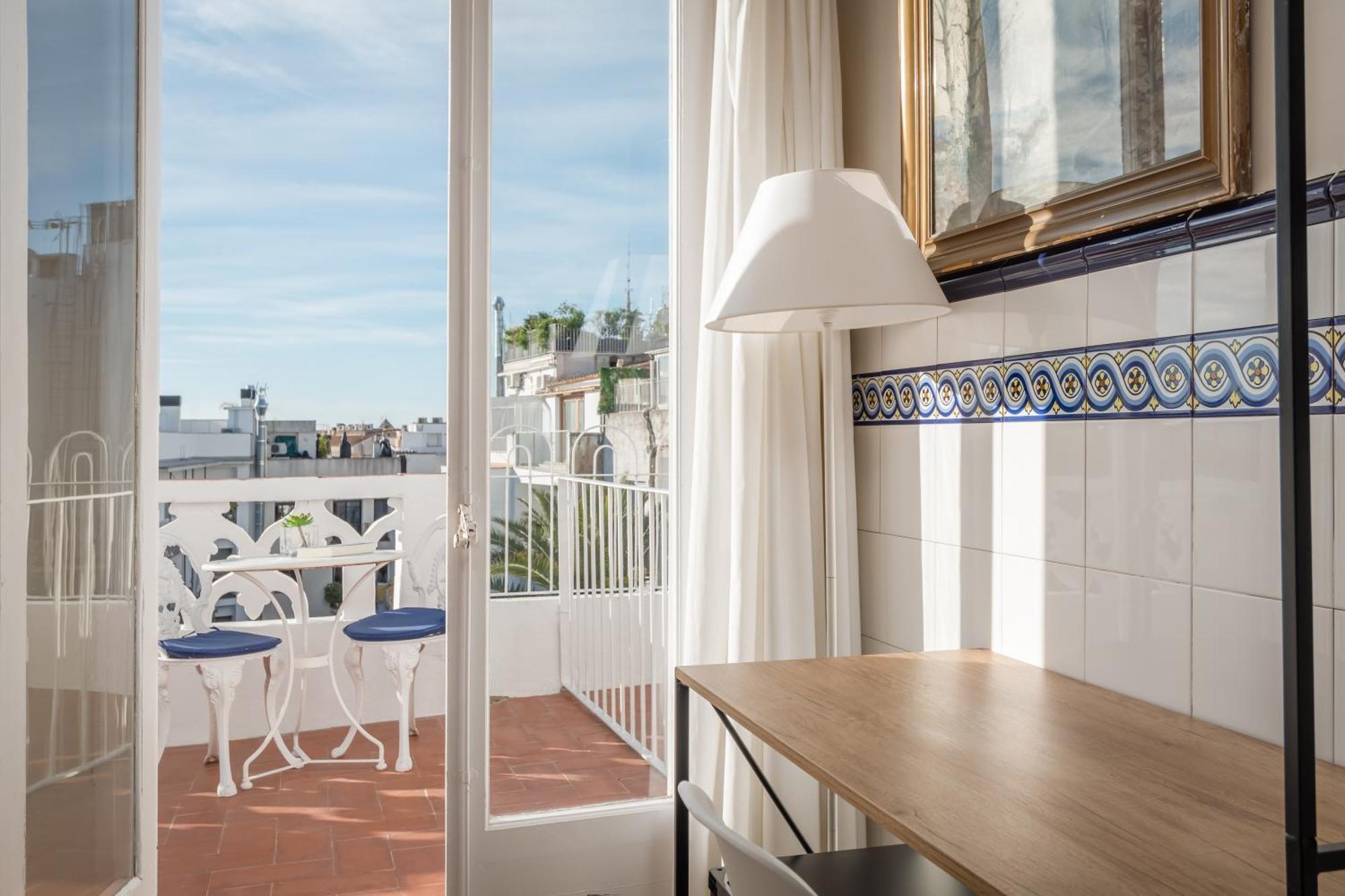 Hotel Medium Romantic Сіджас Екстер'єр фото